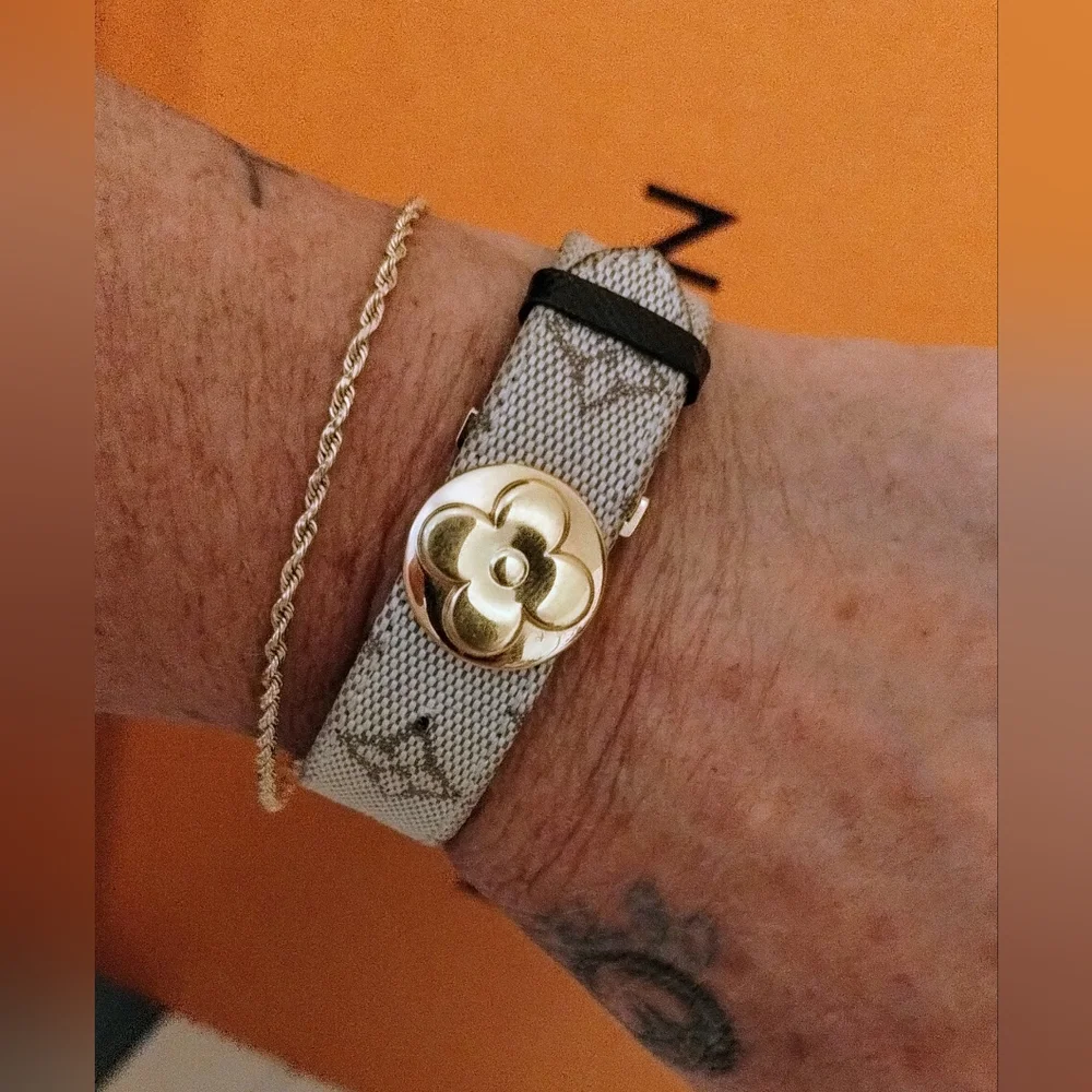 Louis Vuitton Bracelet Excellent Pre-loved Condition - Picture 3 of 9